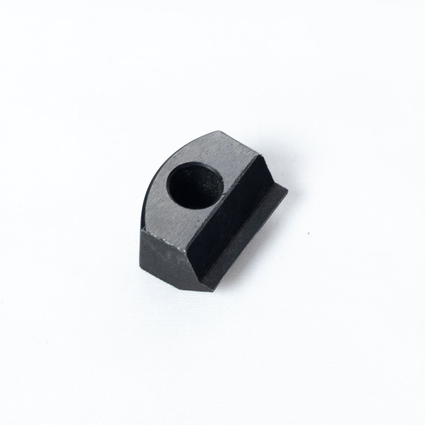 T6-1-33120 Jaw Left (muela de retencion) Tp-6000